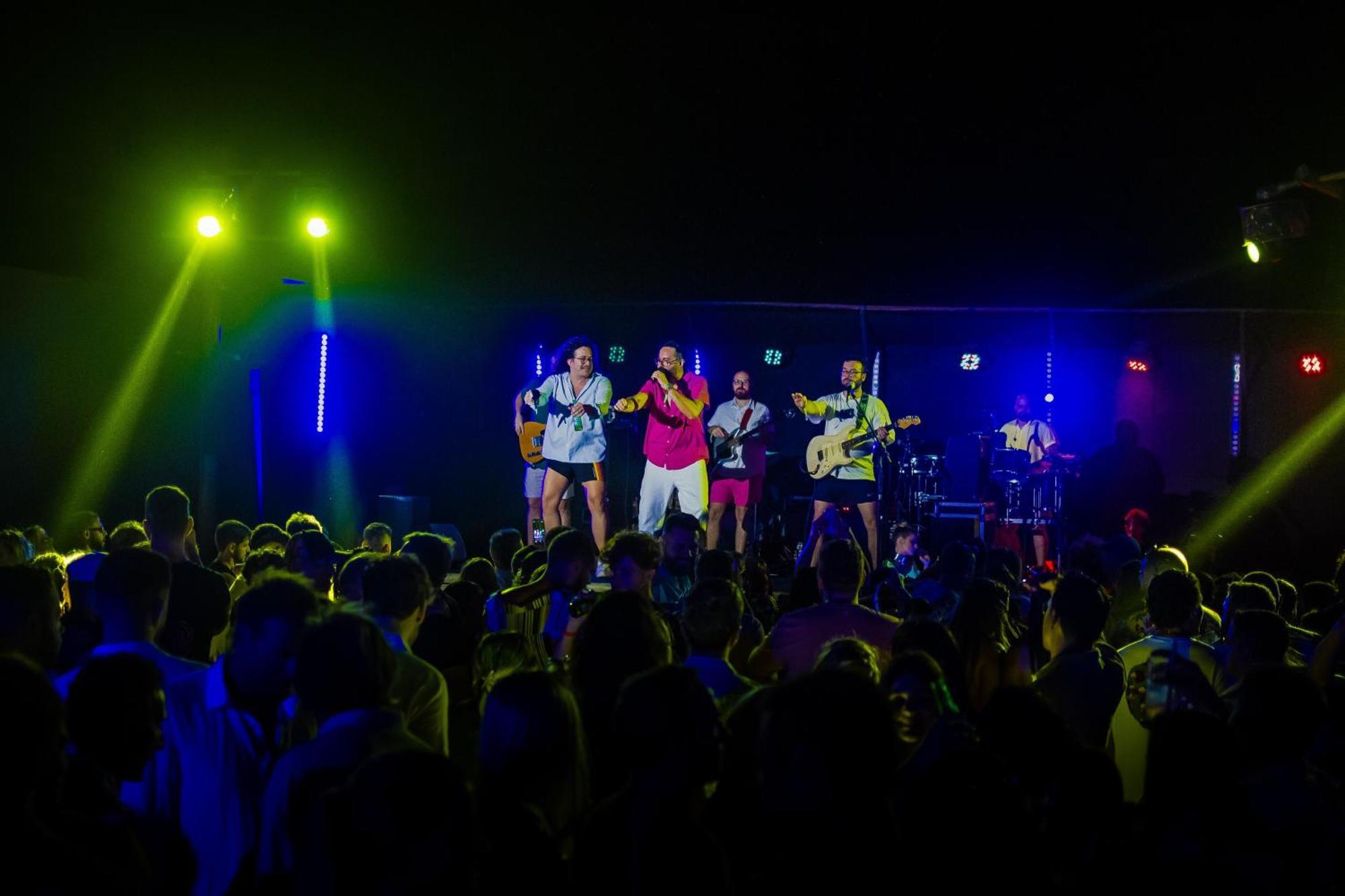 Cafe Jeri Hotel Jijoca de Jericoacoara Eksteriør bilde The band performing in 2019